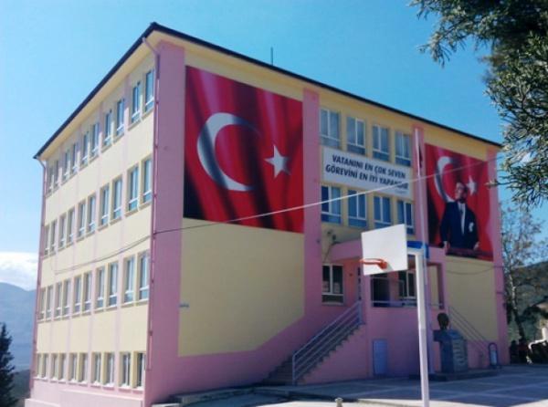 Gedelek Orhan Öcalgiray Ortaokulu Fotoğrafı